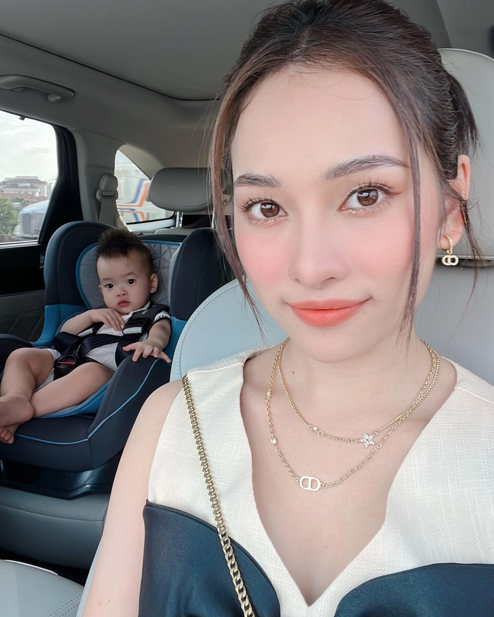 Lạ lắm à nha sara lưu khoảnh khắc đáng yêu đầy bất ngờ