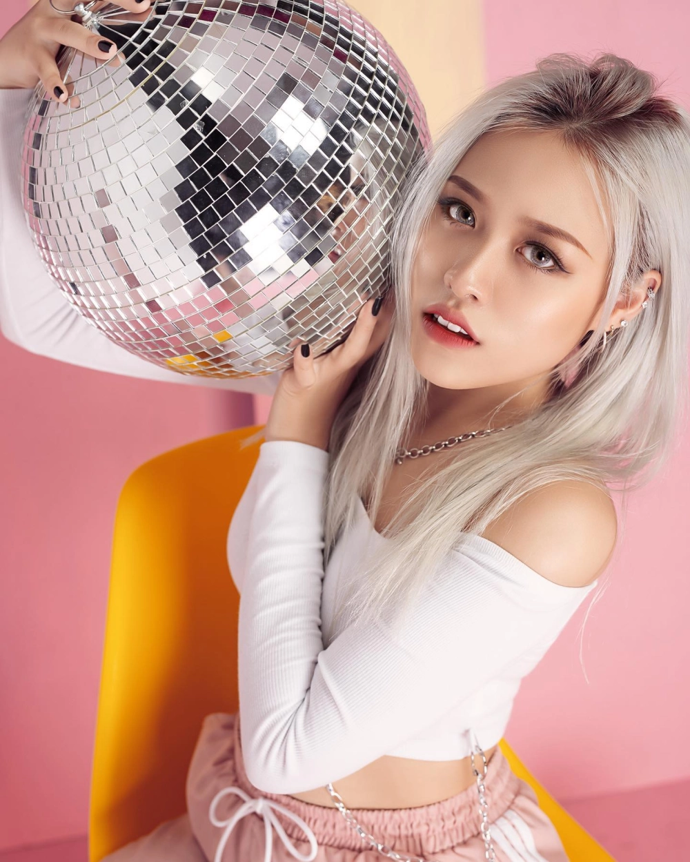 Tiktok Trà Đặng gây sốt vì phong cách cosplay độc đáo
