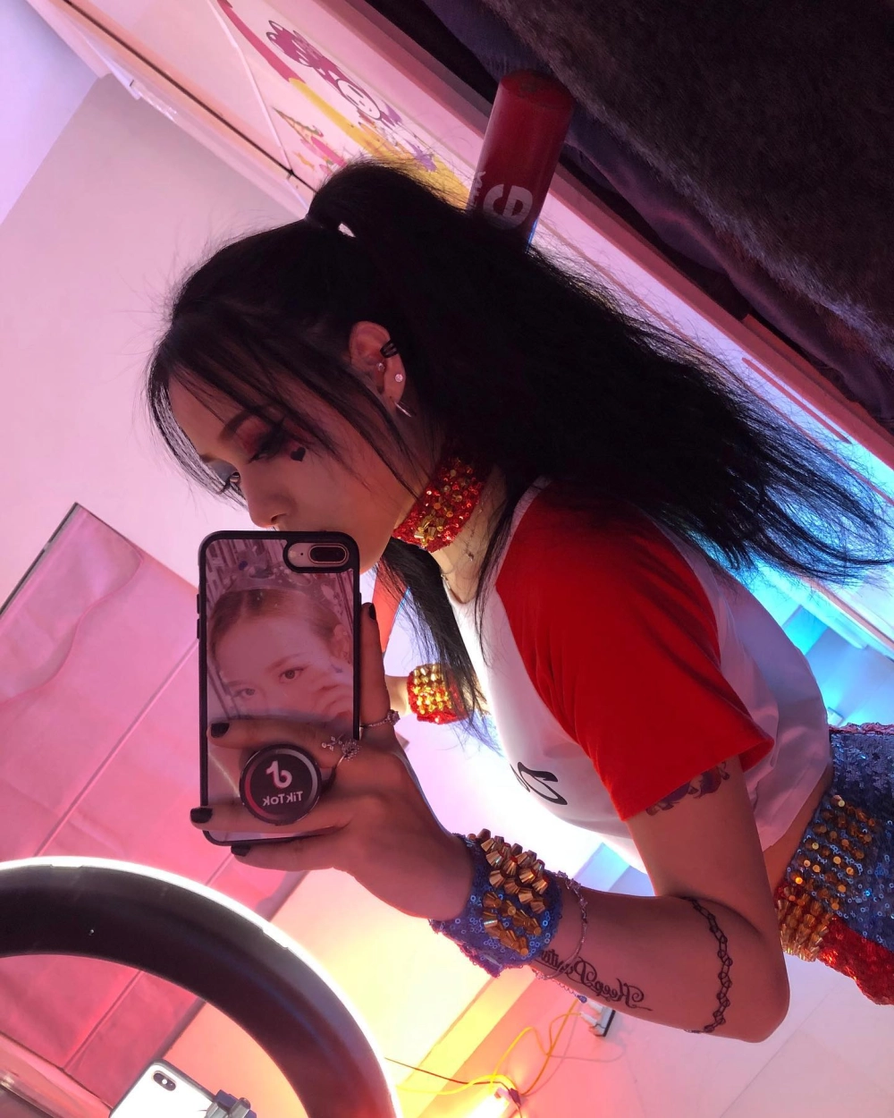 Trà Đặng cosplay đẹp như bước ra từ anime