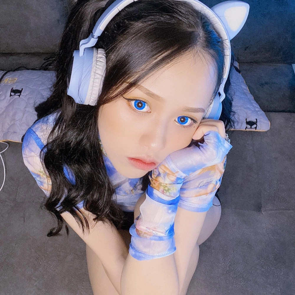 Fan tò mò Trà Đặng Trâm Đô sinh năm bao nhiêu