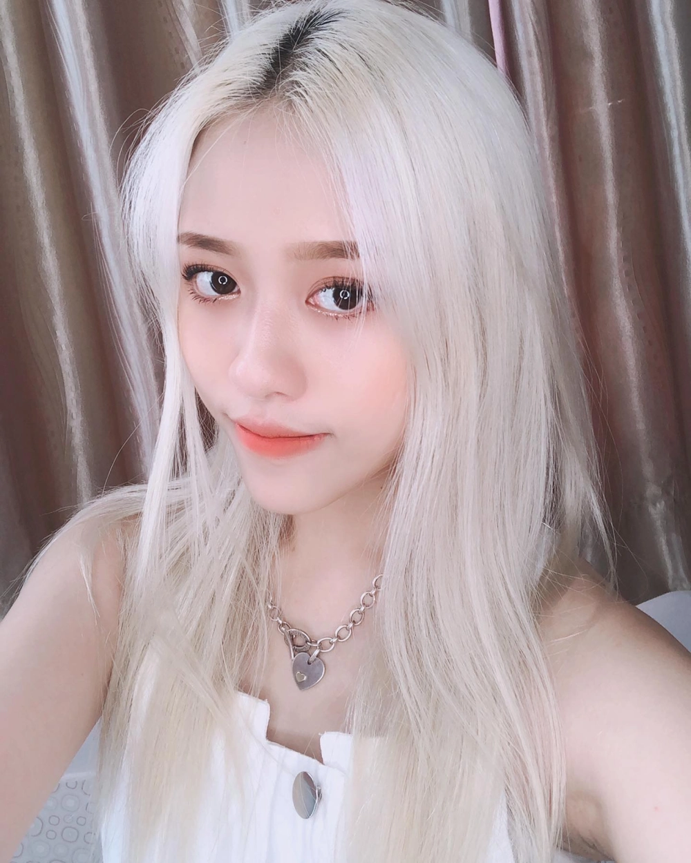 Loạt ảnh mới đánh dấu sự lột xác hình ảnh của Trà Đặng