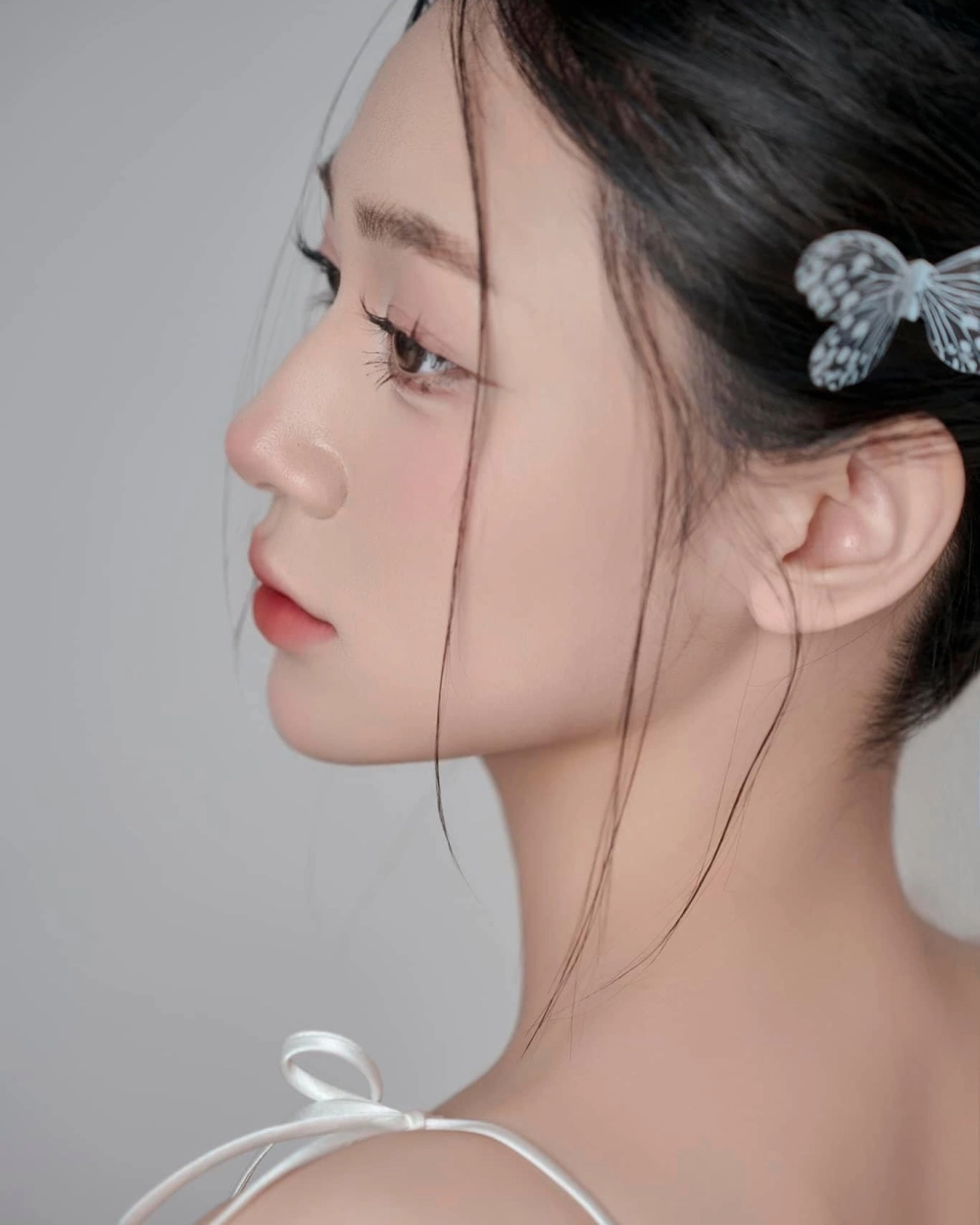 Trần Hà Linh tập đánh vần video gây sốt TikTok
