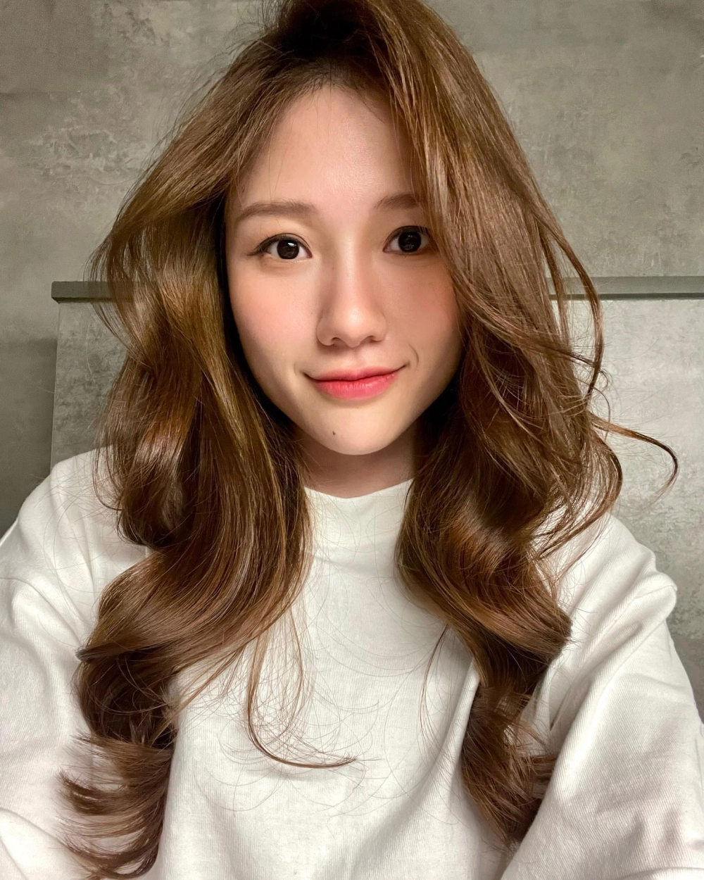 Tiểu sử về Uyển Ân