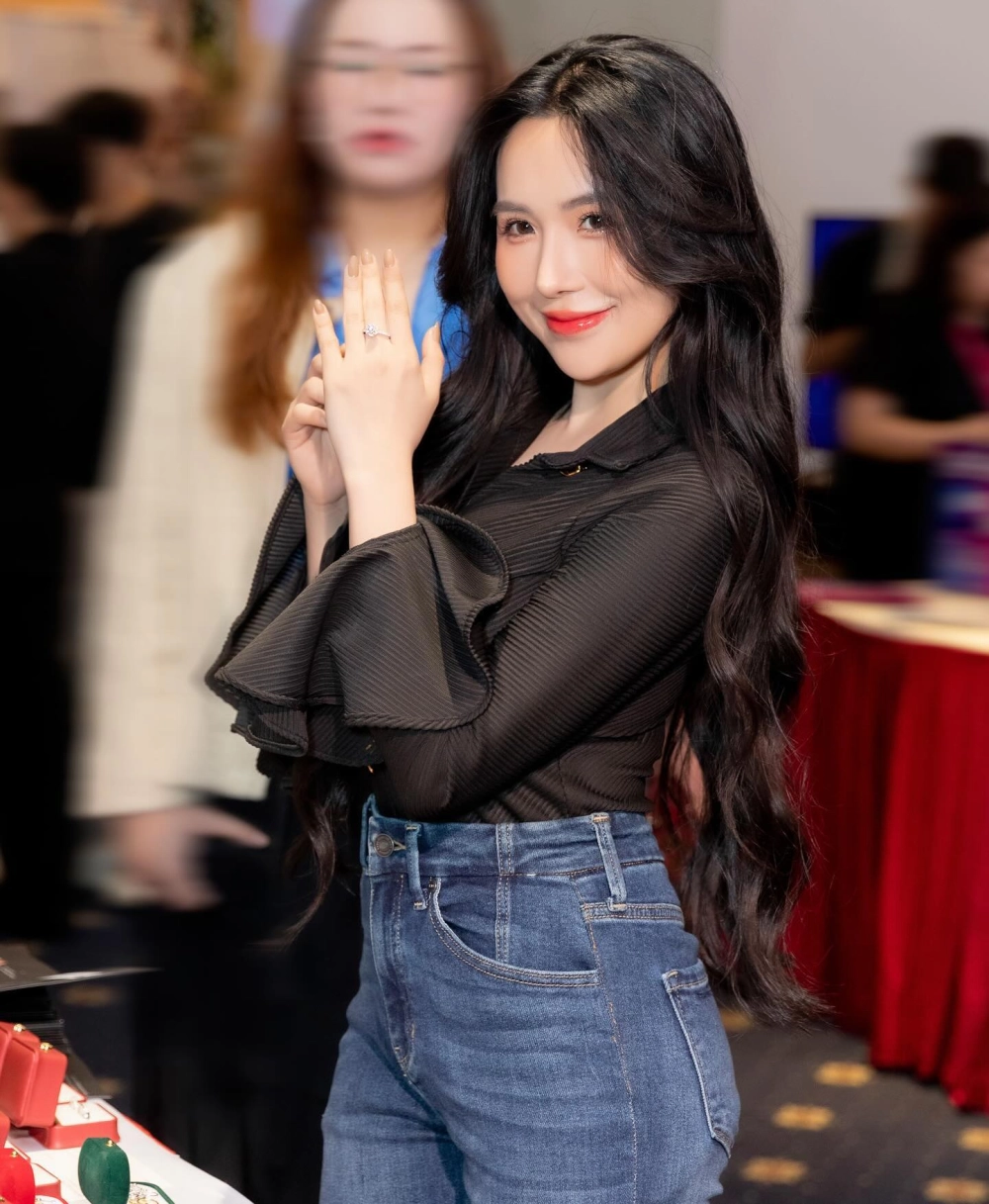 Hình ảnh nổi bật trong Viên Vibi Live App Show thu hút hàng ngàn lượt xem