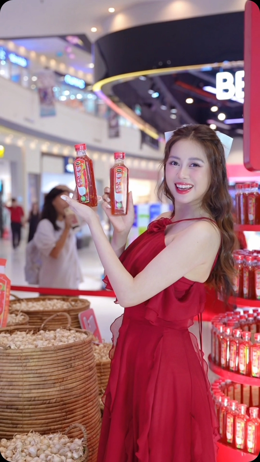 việt phương thoa tiểu sử được tìm kiếm nhiều nhất trên Google