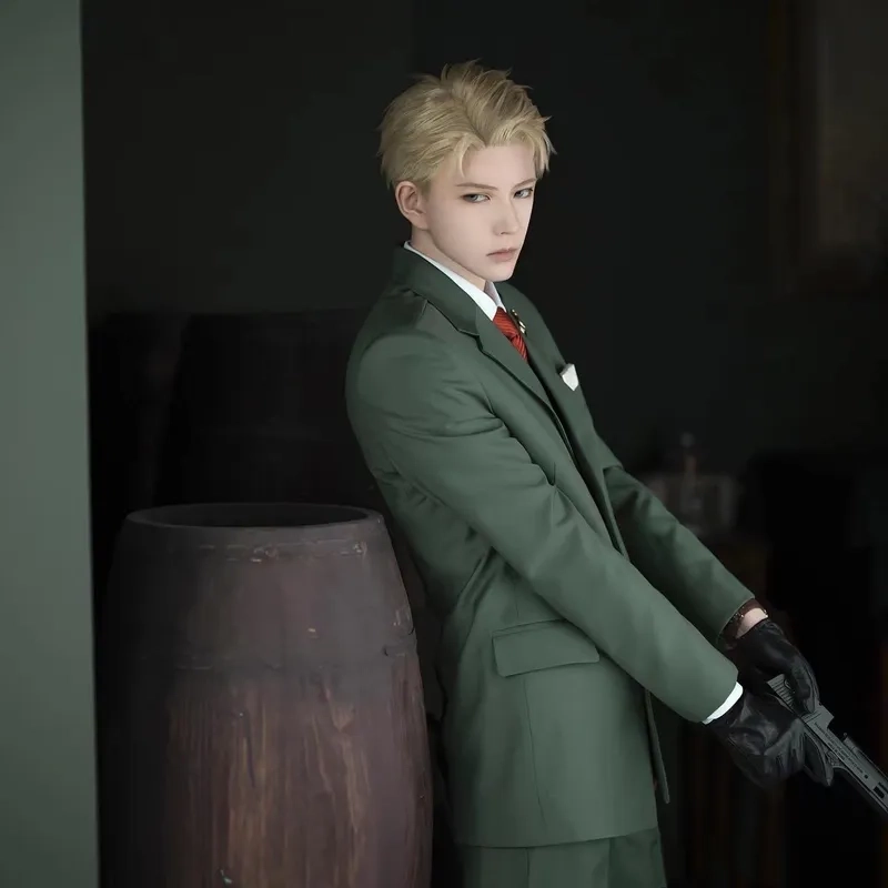 Loid Forger and Yor cùng nhau xây dựng gia đình đặc biệt