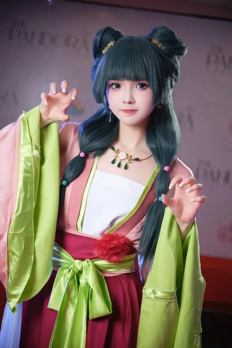 Cosplay Mao Mao tái hiện hình tượng thông minh và thanh lịch