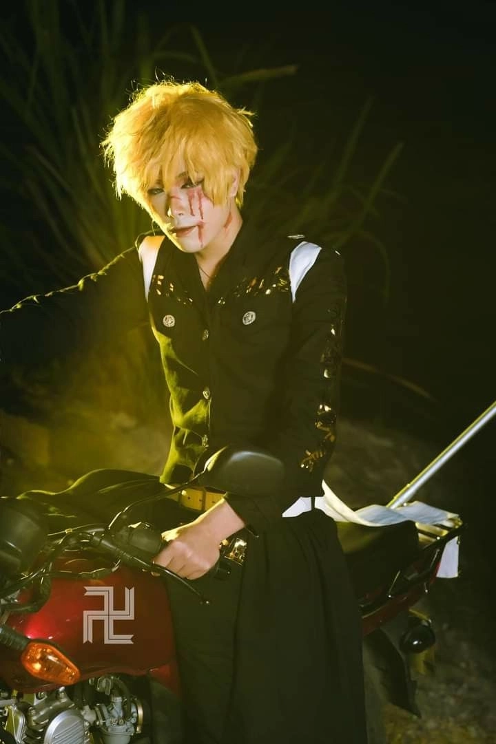 Takemichi x Mikey với những cảm xúc khó nói thành lời