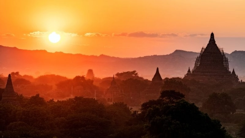 Hoàng hôn Bagan