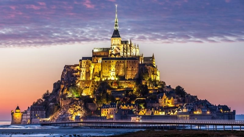 Tu viện Mont Saint-Michel