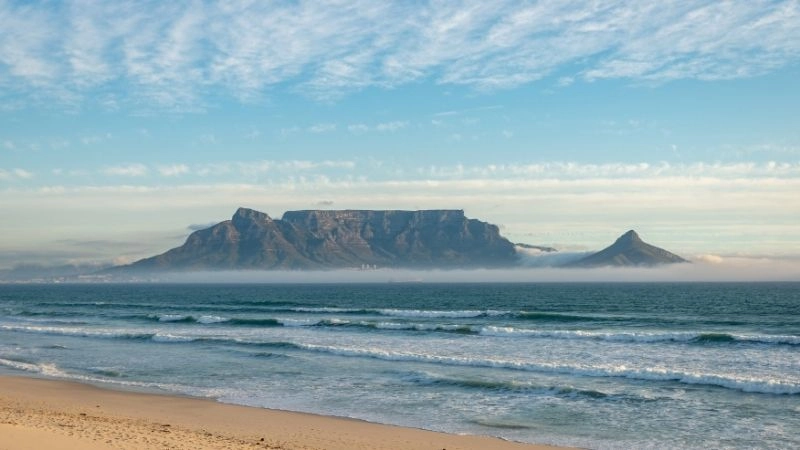 Núi Bàn là biểu tượng thiên nhiên của Cape Town
