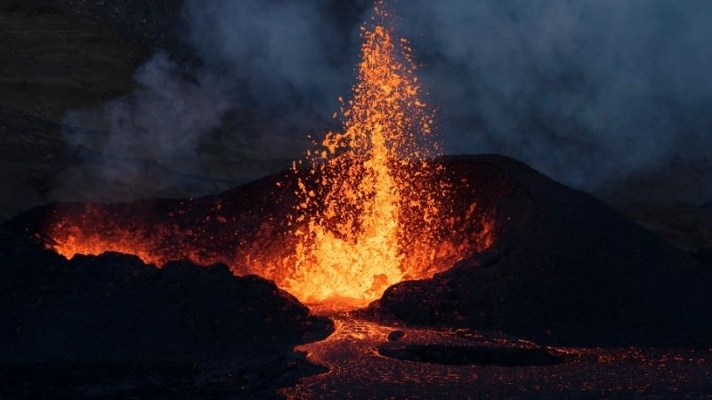 Vành đai núi lửa châu Á năng động