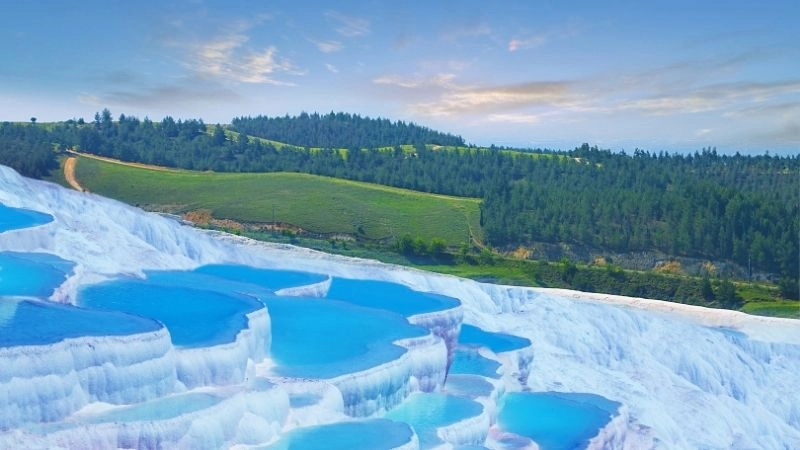 Hồ nước trắng Pamukkale