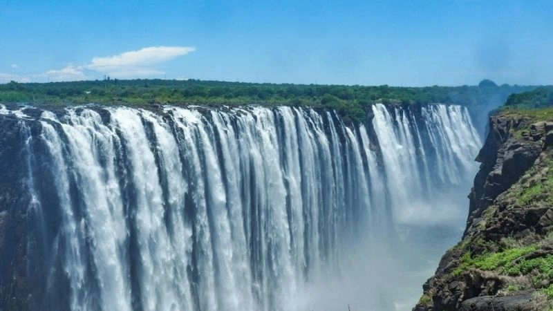 Du lịch thác Victoria