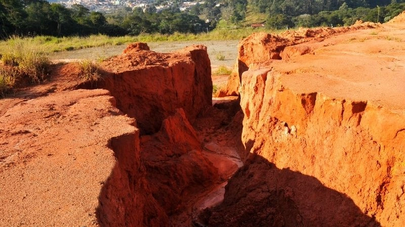 Tại sao xói mòn đất gây hại