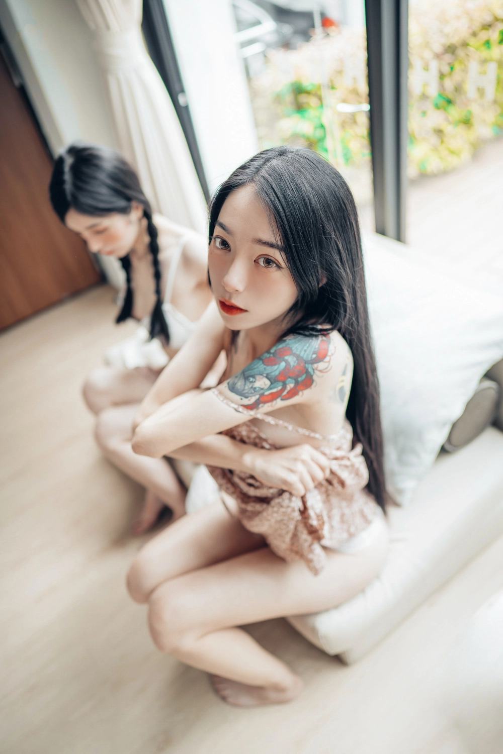 Ảnh gái sexy vú to mang nét đẹp gợi cảm quyến rũ đầy sức hút ánh nhìn.