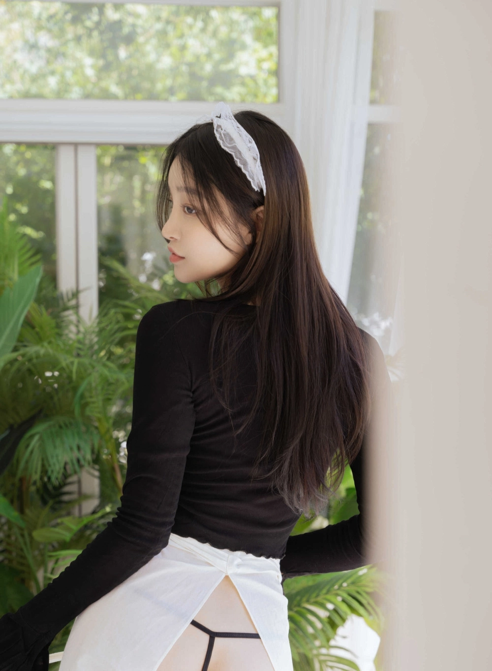 Ảnh gái Tây bikini thể hiện nét đẹp sexy bốc lửa đầy sức hấp dẫn.