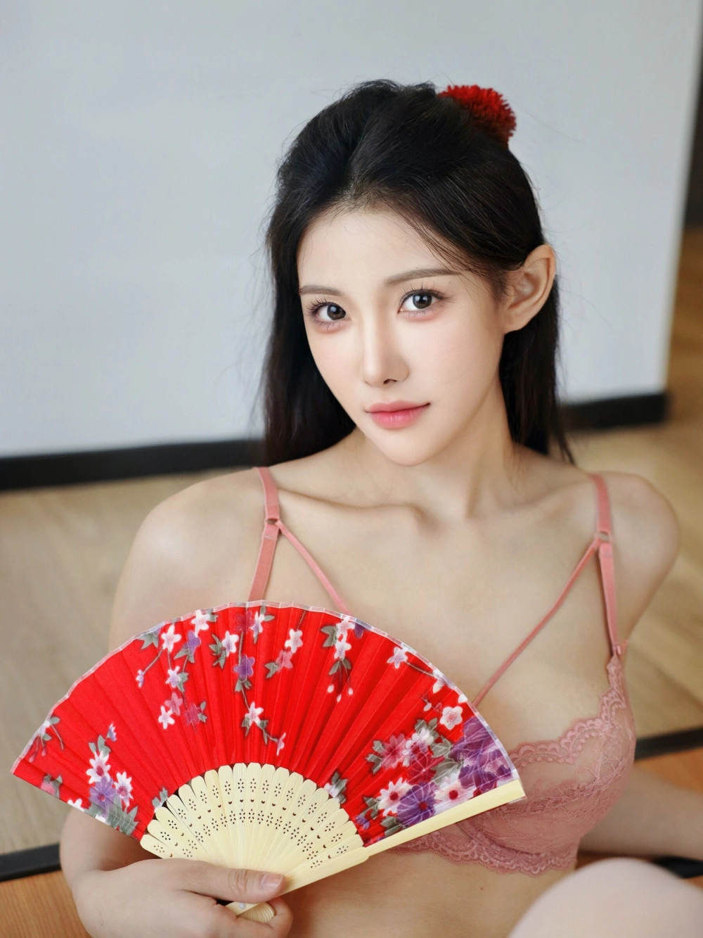 Ảnh sex gái mặc bikini mang nét đẹp sexy táo bạo cực kỳ thu hút.