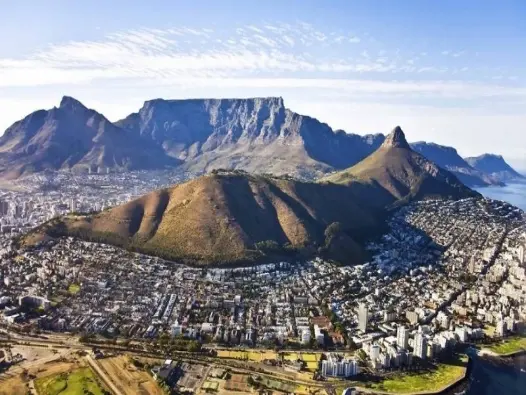 Khám phá Cape Town với những bãi biển tuyệt sắc và di sản