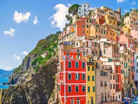 Cinque Terre điểm đến nổi tiếng thu hút du khách thế giới