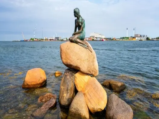 Khám phá Copenhagen Little Mermaid biểu tượng Đan Mạch