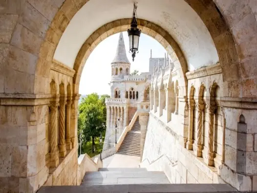 Fisherman's Bastion tòa thành đẹp trong truyện cổ tích