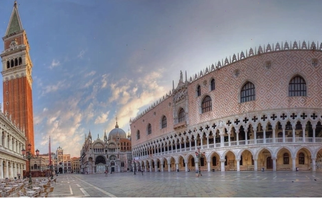 Quảng trường San Marco tại Venice
