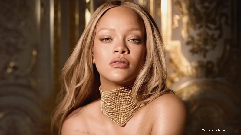 Rihanna là người nổi tiếng sinh tháng 3