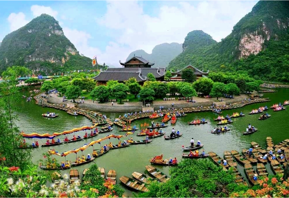 Thung Nham Ninh Bình - một ví dụ về địa danh du lịch nổi tiếng