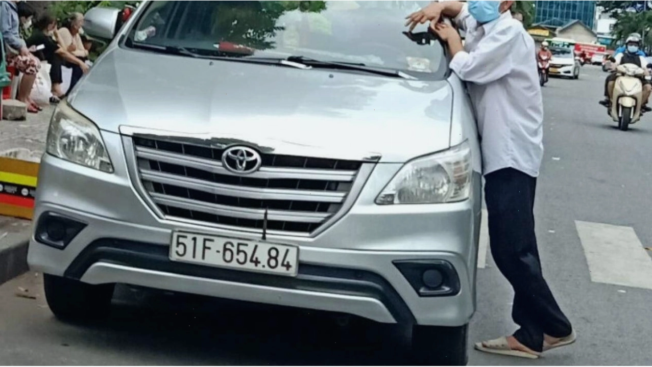 Xe biển trắng có đăng kiểm kinh doanh được không