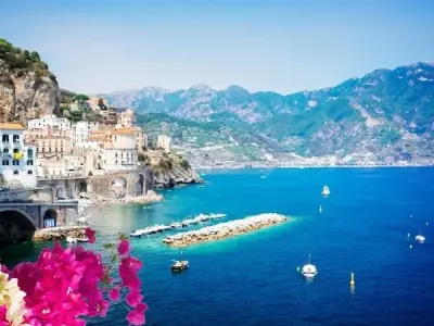 Amalfi Coast bờ biển tuyệt đẹp thu hút du khách thế giới