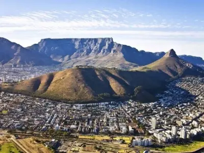Khám phá Cape Town với những bãi biển tuyệt sắc và di sản