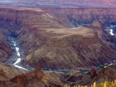 Fish River Canyon kỳ quan thiên nhiên hùng vĩ tại Namibia