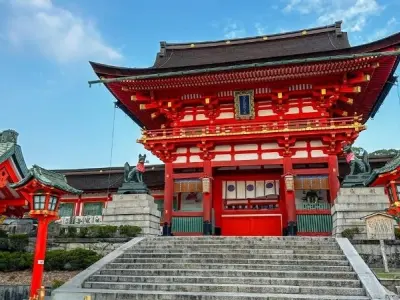 Khám phá Fushimi Inari Taisha điểm du lịch Kyoto hấp dẫn