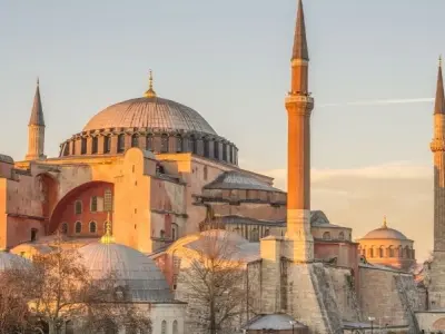 Khám phá Hagia Sophia công trình lịch sử nổi tiếng thế giới