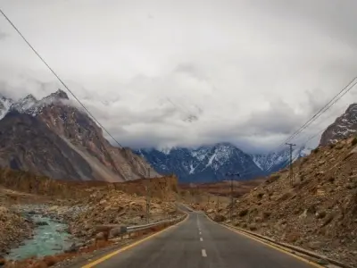 Hướng dẫn chi tiết tham quan Karakoram Highway trọn vẹn