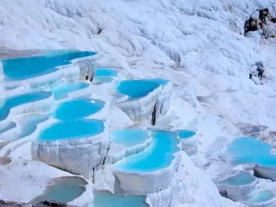 Khám phá Pamukkale hồ nước khoáng nóng nổi tiếng thế giới