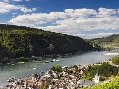 Rhine Valley hành trình khám phá thung lũng huyền thoại