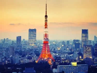 Tokyo Tower biểu tượng rực rỡ giữa lòng thủ đô Nhật Bản