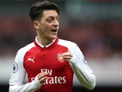 Nhạc trưởng kiến tạo Mesut Ozil và di sản nghệ thuật khó tìm