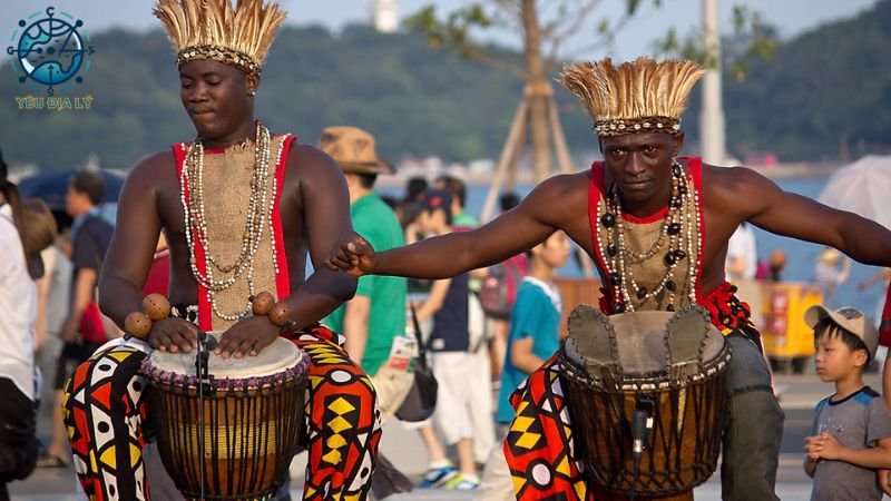 van-hoa-nuoc-angola