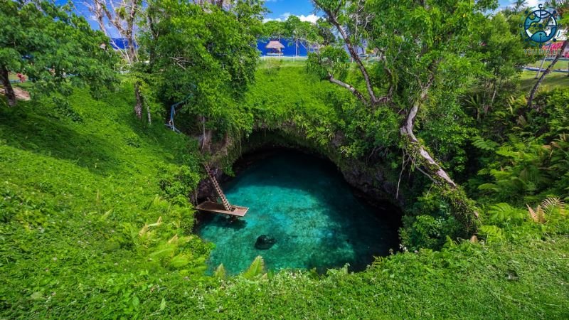 To Sua Ocean Trench